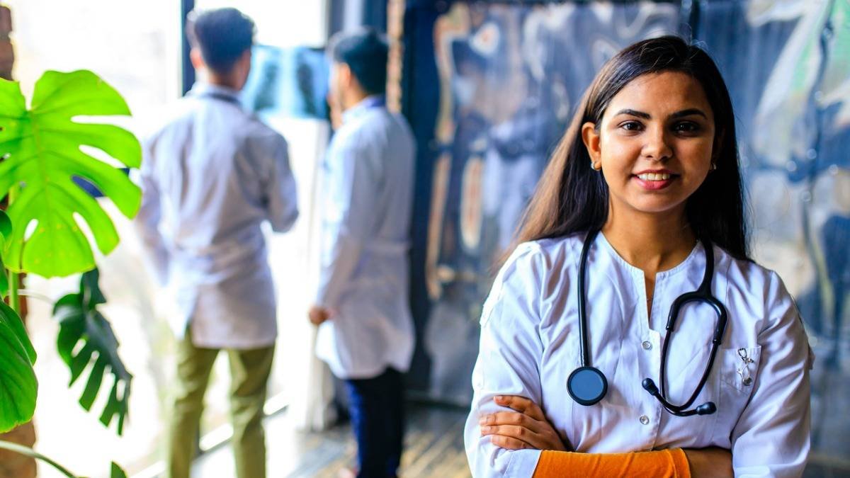Paragraph Writing | CHAPTER-16 | Communicative English for Nurses